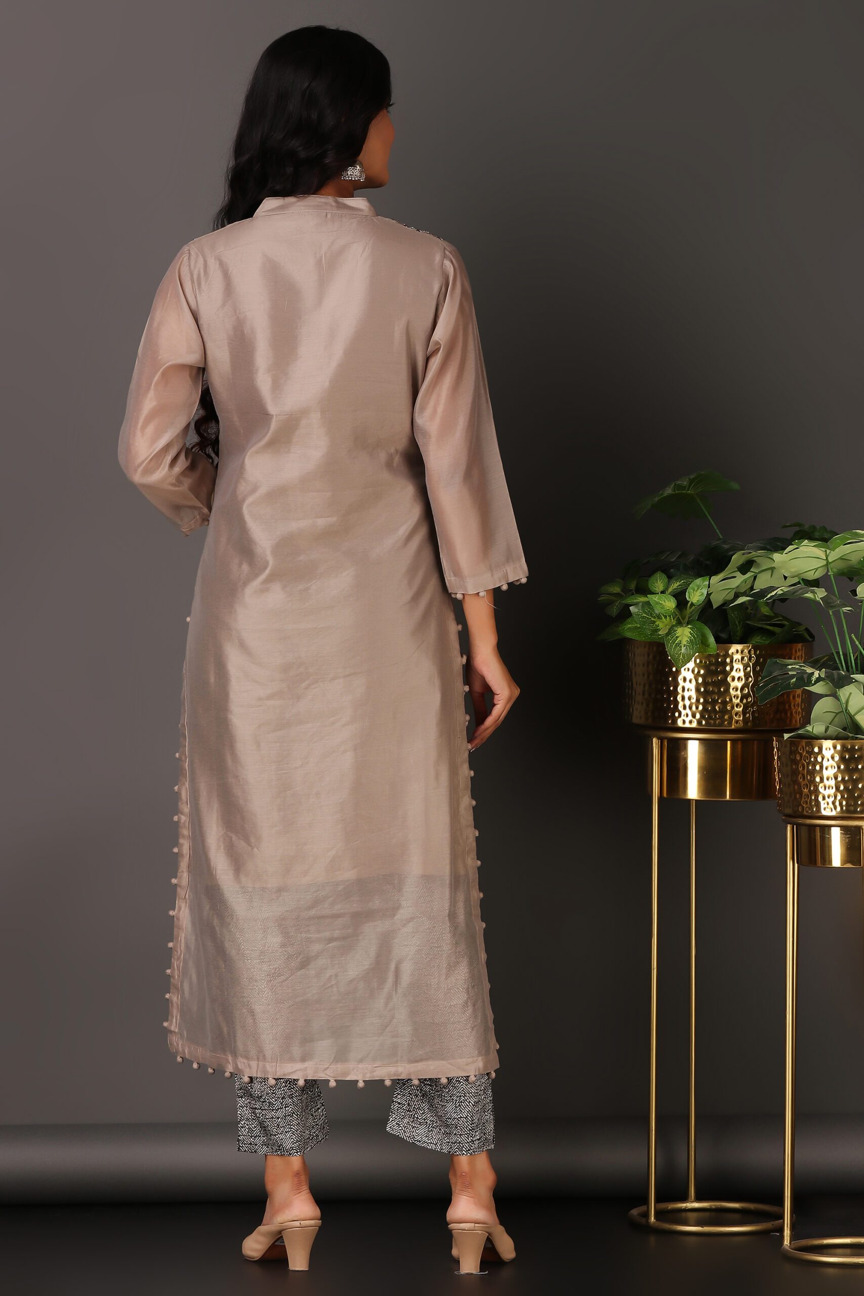 Bold grey colour embroidered kurta set