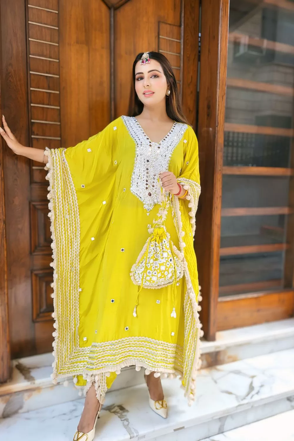 Pure Crepe Hand Embroidery Kaftaan Set