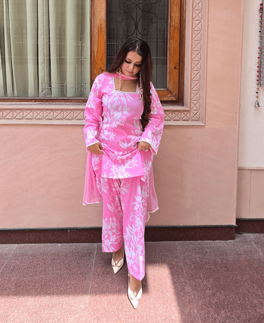 Pink Luxury Cotton Farshi Suit Set with Back Dori - Image 10