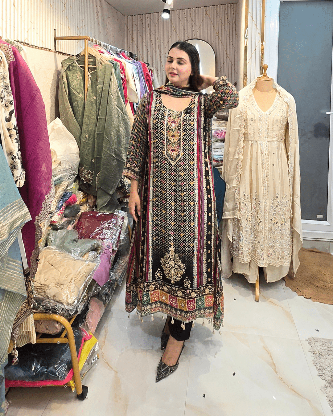 Aabroo Pure Natural Suit Set - Image 6