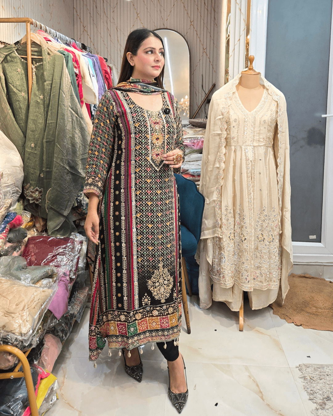 Aabroo Pure Natural Suit Set - Image 3