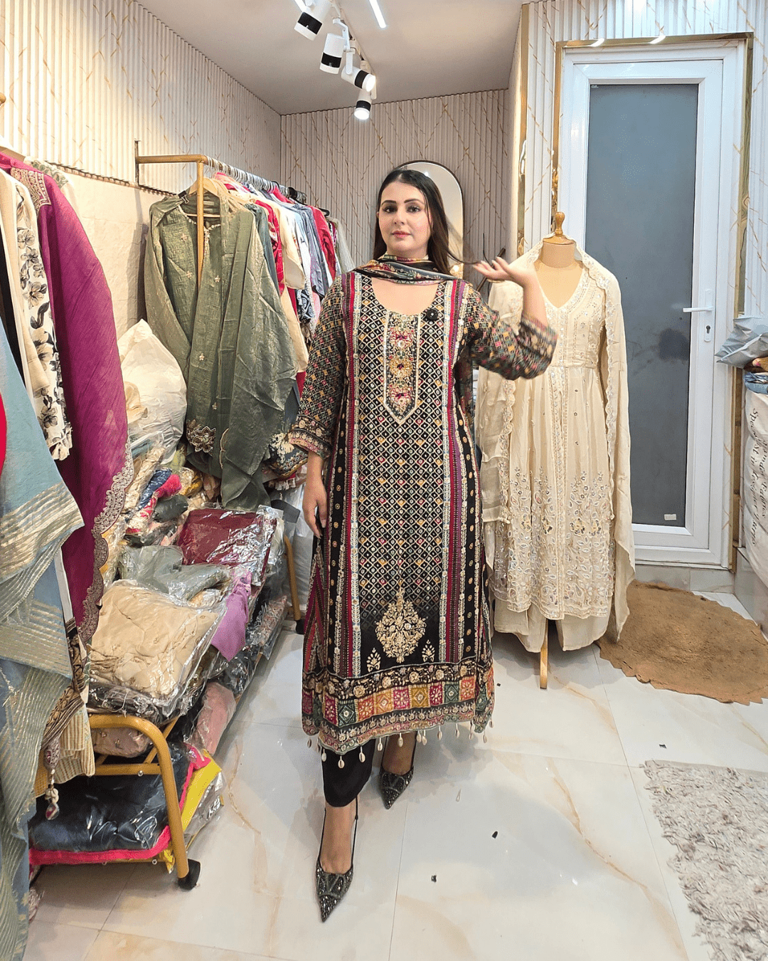 Aabroo Pure Natural Suit Set - Image 2