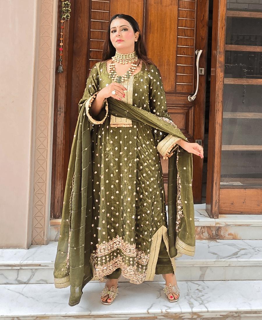 ZAREEN Premium Hand-Embroidered Tissue Suit