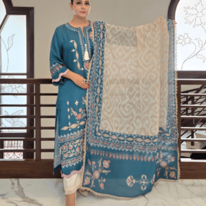 Nooré Pure Natural Crepe Pakistani Kurta Set