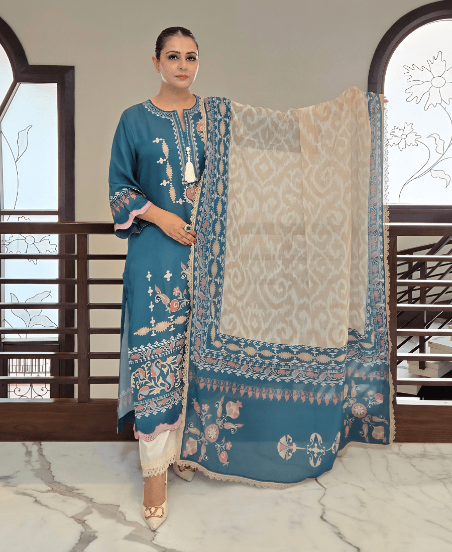 Nooré Pure Natural Crepe Pakistani Kurta Set