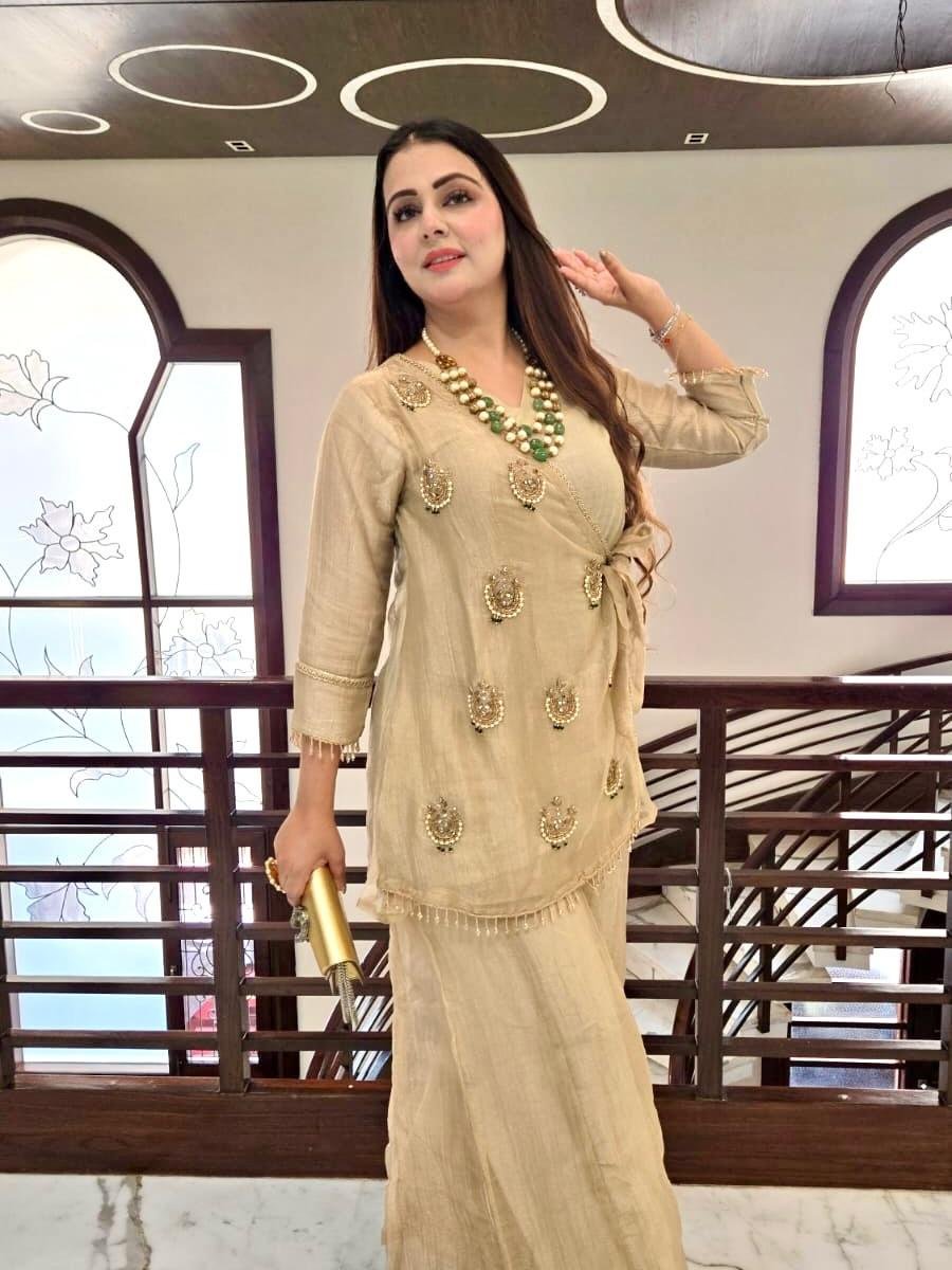 Sunehri Sage Co-ord Set Pure Tissue Salsa Handworked - Image 2