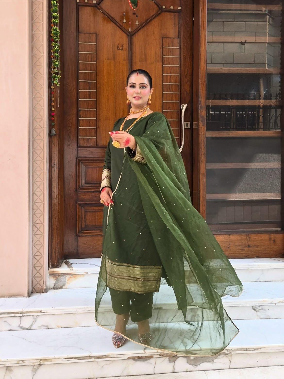 Green Pure Milano Crepe Suit - Image 4