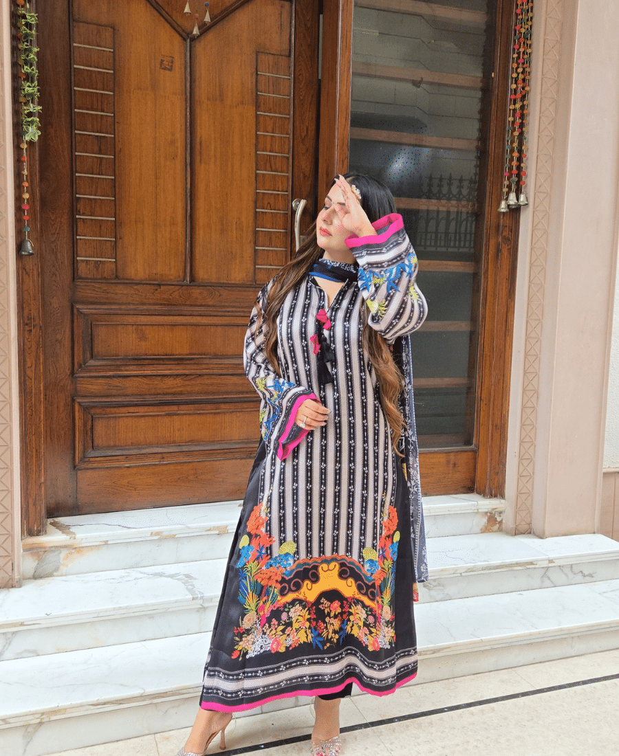 Pakistani Designer Printed Suit Set - Image 9