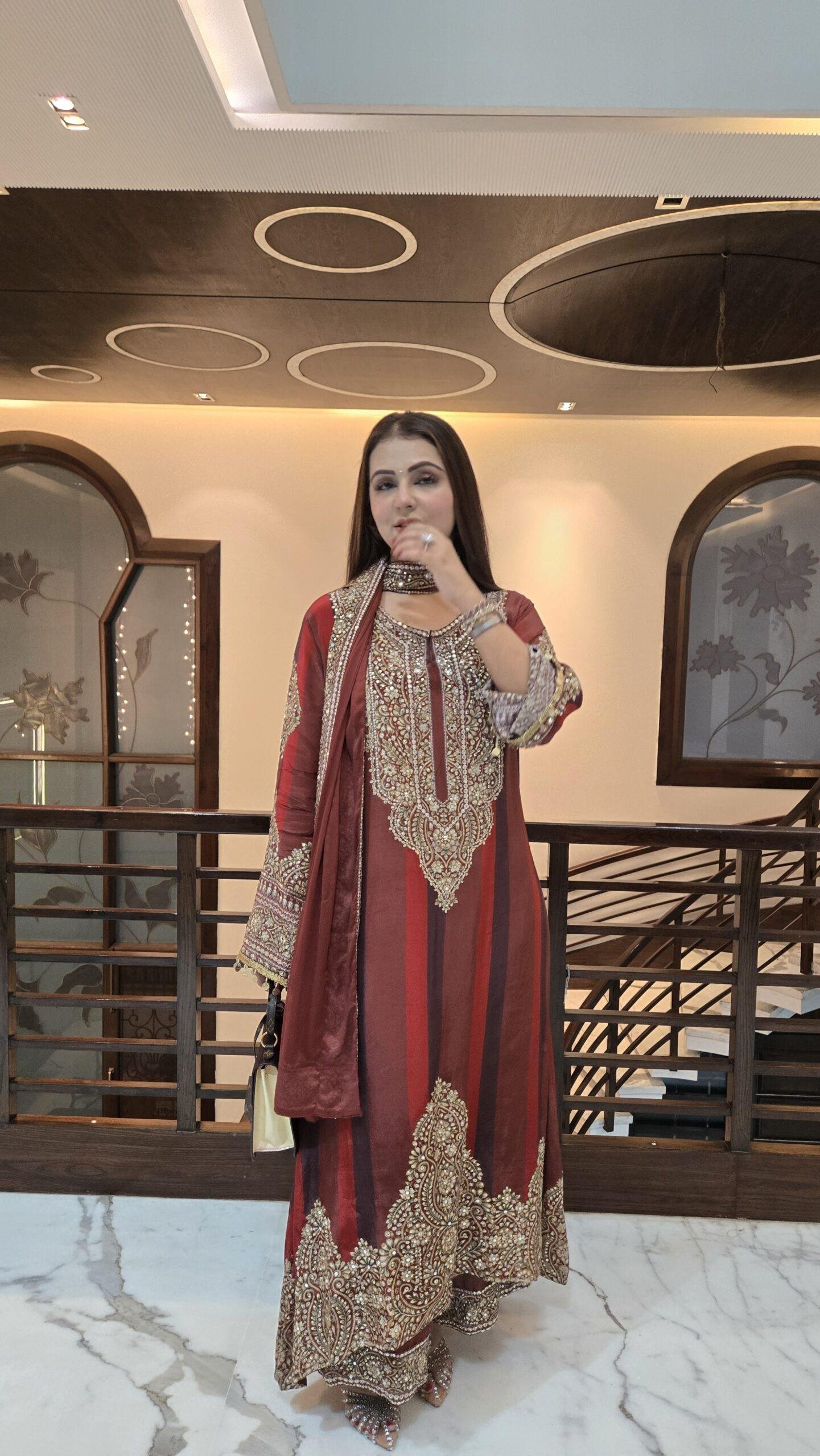 Noor-e-Mehfil Premium Festive Suit Set - Image 4