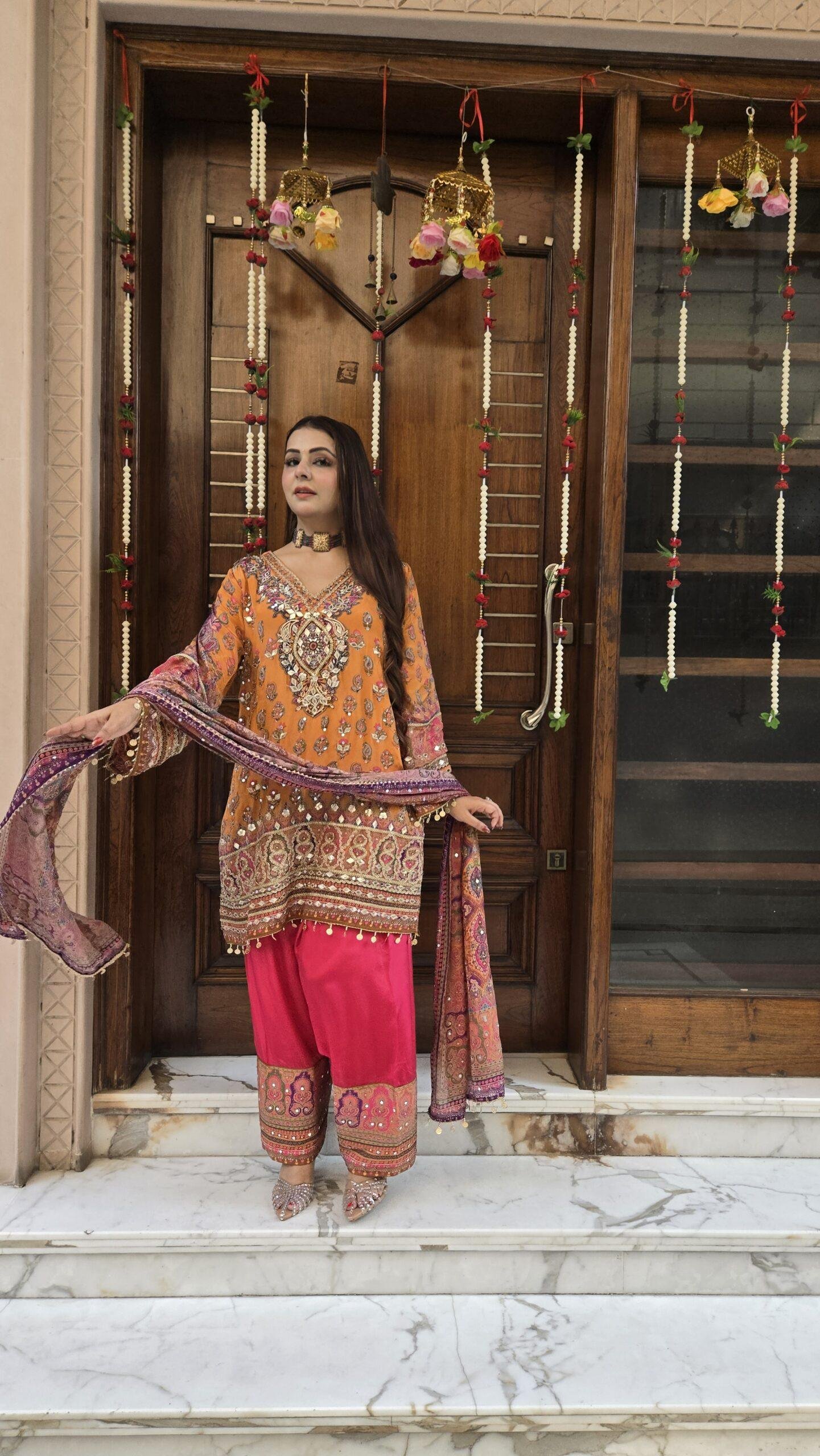 Noor-e-Utsav Festive Suit Set - Image 2