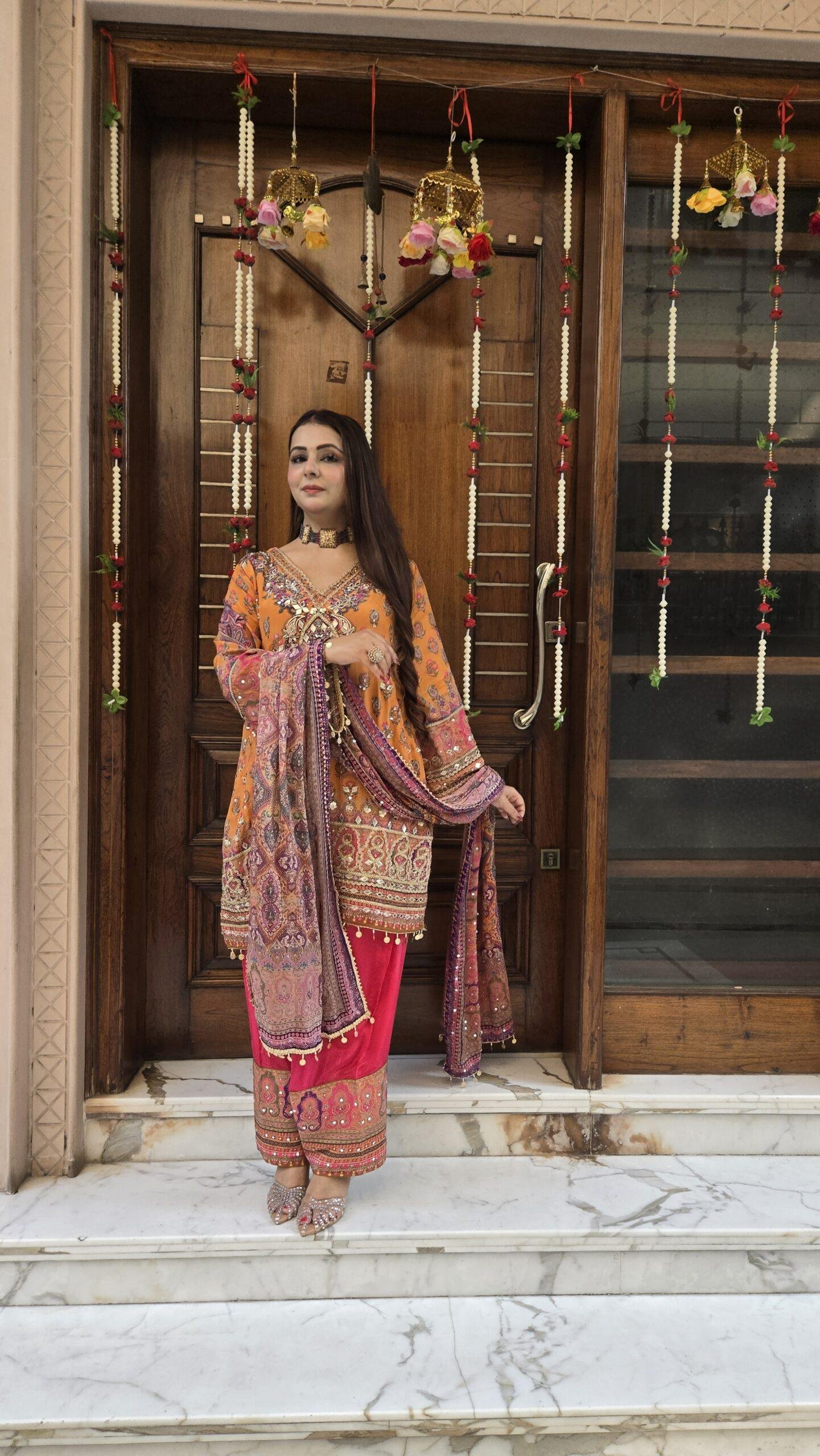 Noor-e-Utsav Festive Suit Set - Image 6