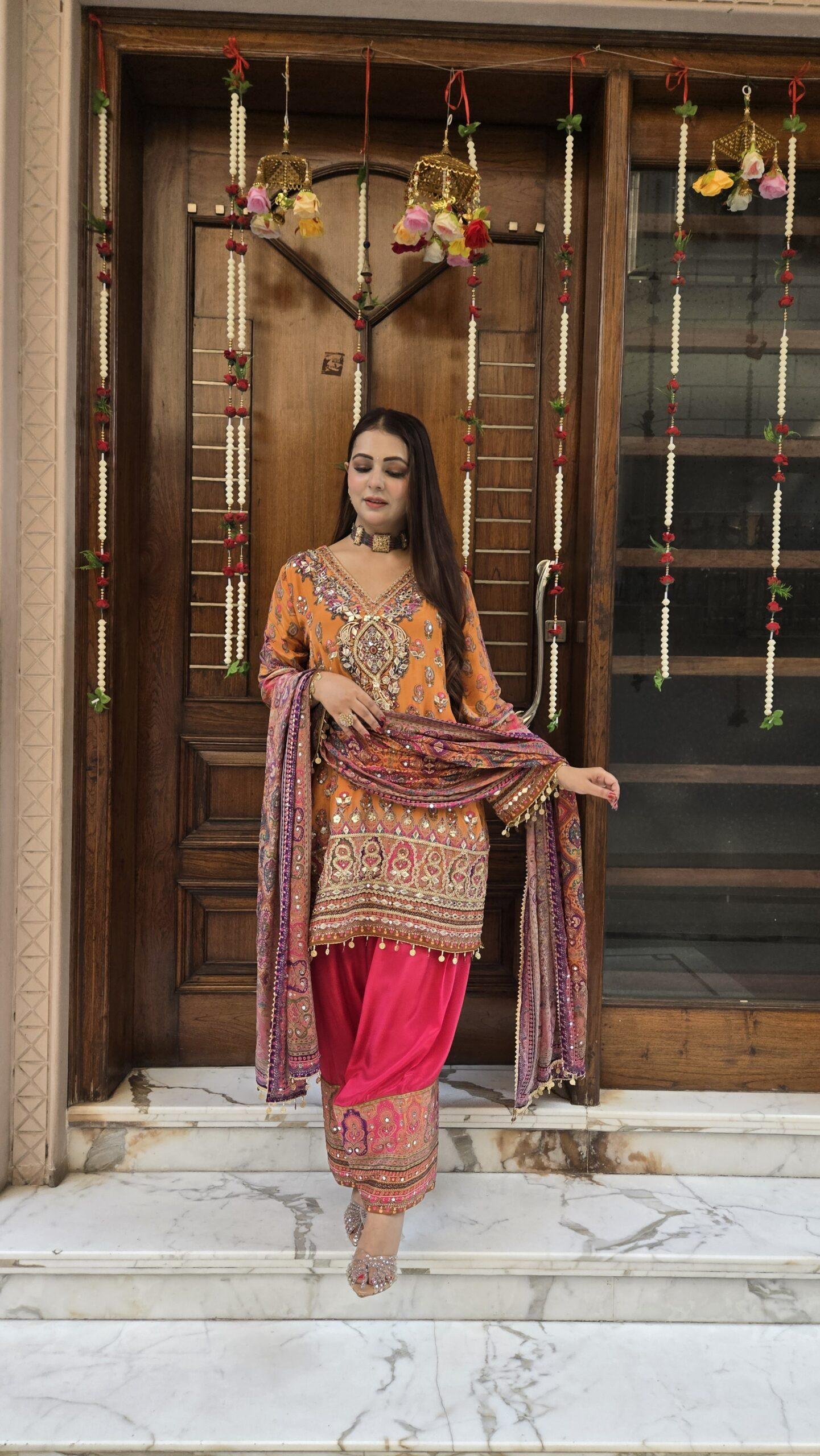 Noor-e-Utsav Festive Suit Set - Image 4