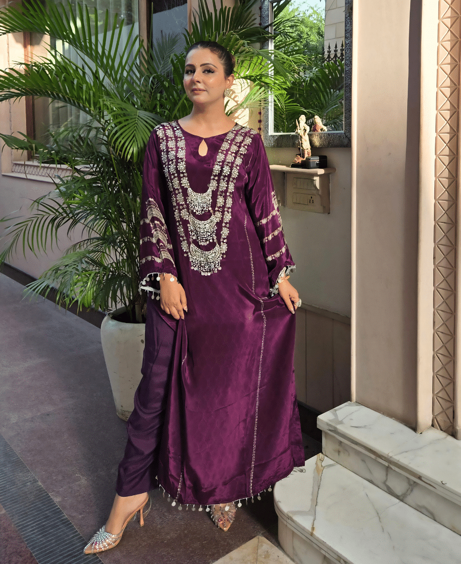 Zohra Handwork Two-Piece Set