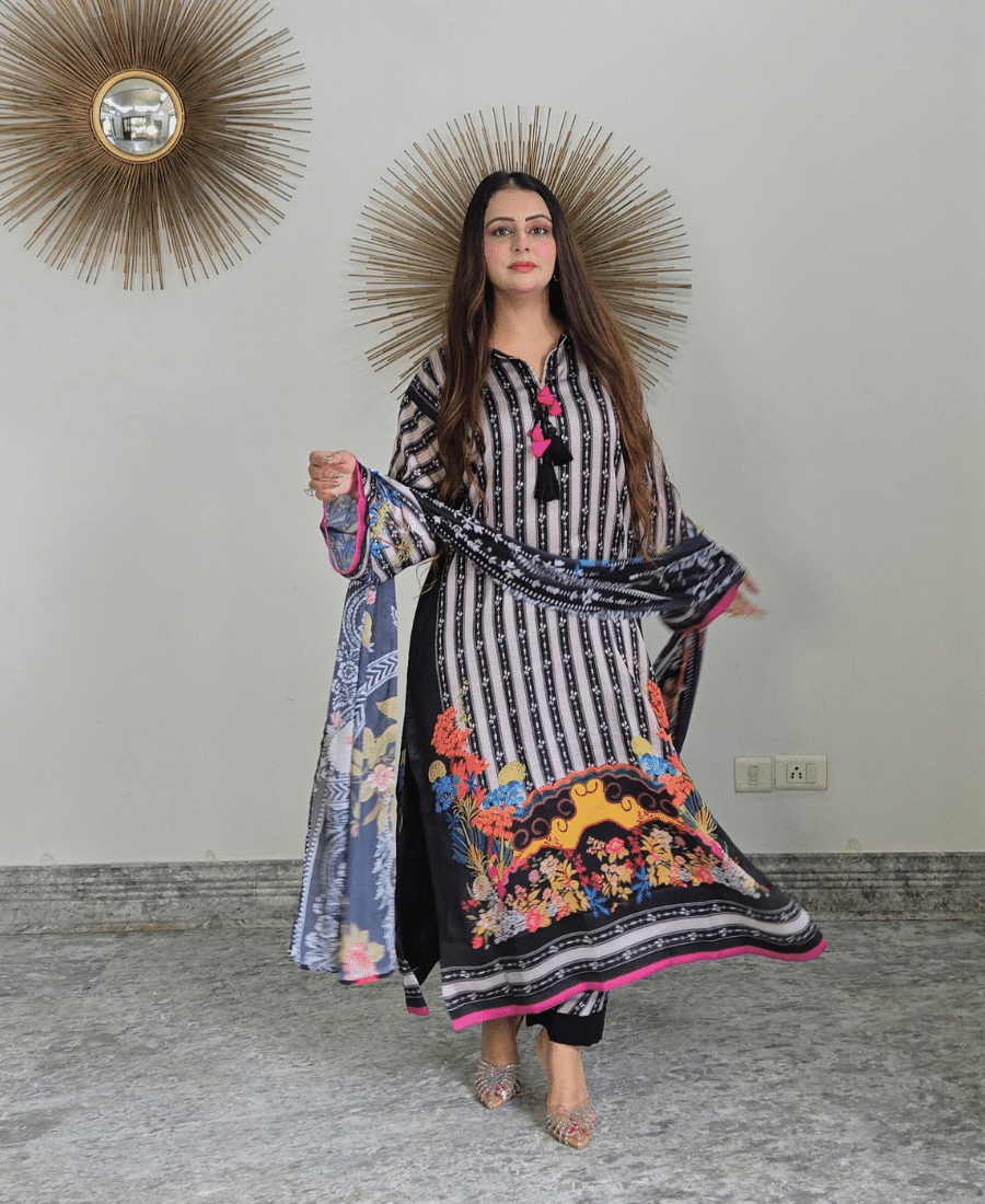 Pakistani Designer Printed Suit Set - Image 4